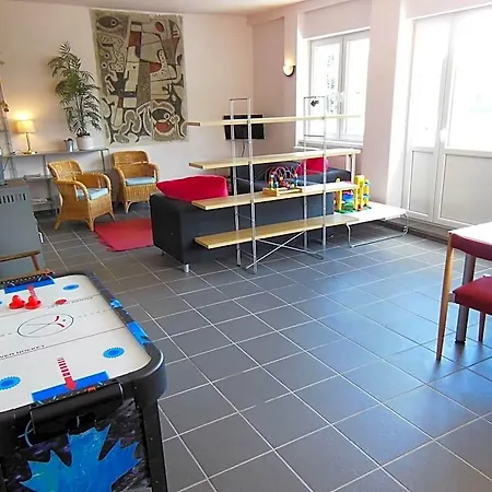 Comfortable In Nedvedice With Private Garden 3* أولوموك